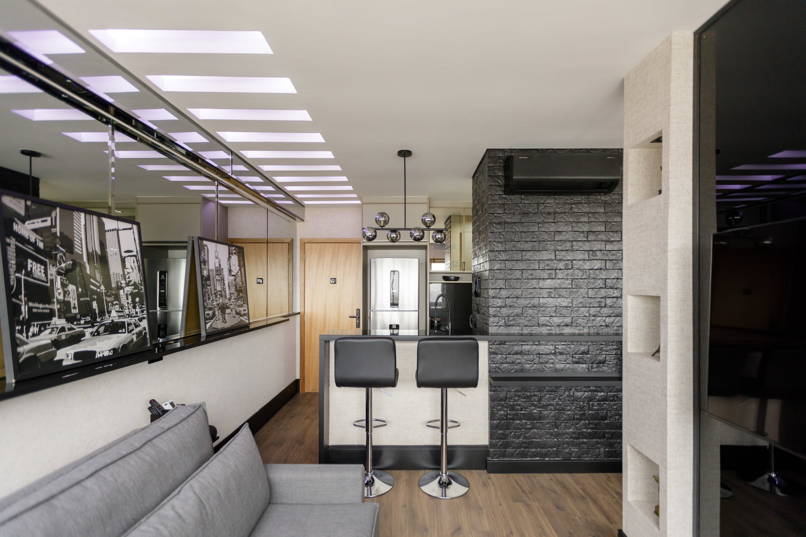Fotografia 1 · Apartamento com 1 quarto à venda no Centro, Curitiba · Centro